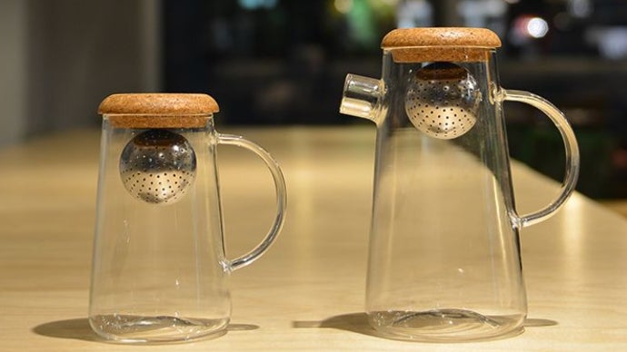 磁石でティーボールが動く！お茶の濃度も調整できるマルチティーカップ