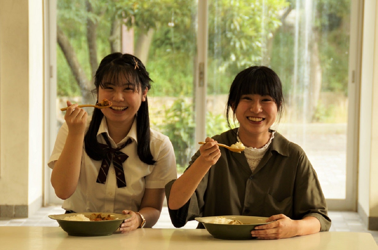 新発売！八尾高校食物研究部の生徒と学食店長のレシピ[八尾きつね山