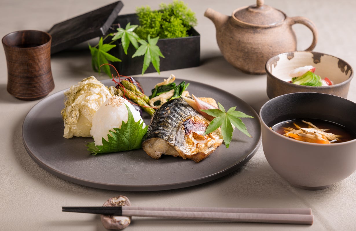 ARAS お茶碗と汁椀3セット 落としても割れない「お茶碗・汁椀 各2セット + 白色ギフト