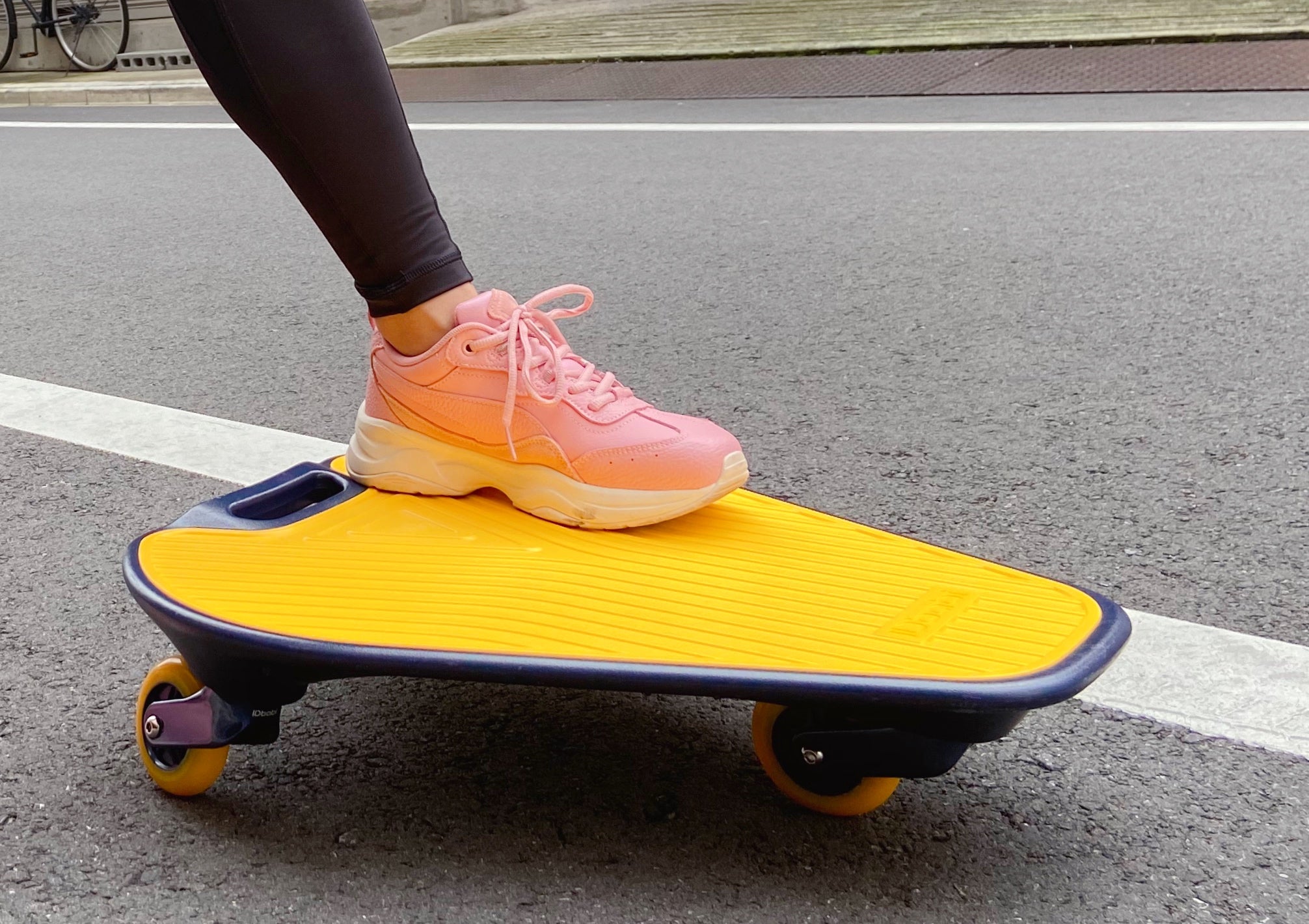 魚の動きで楽しくフィットネス！遊び方自由『Wiggleboard