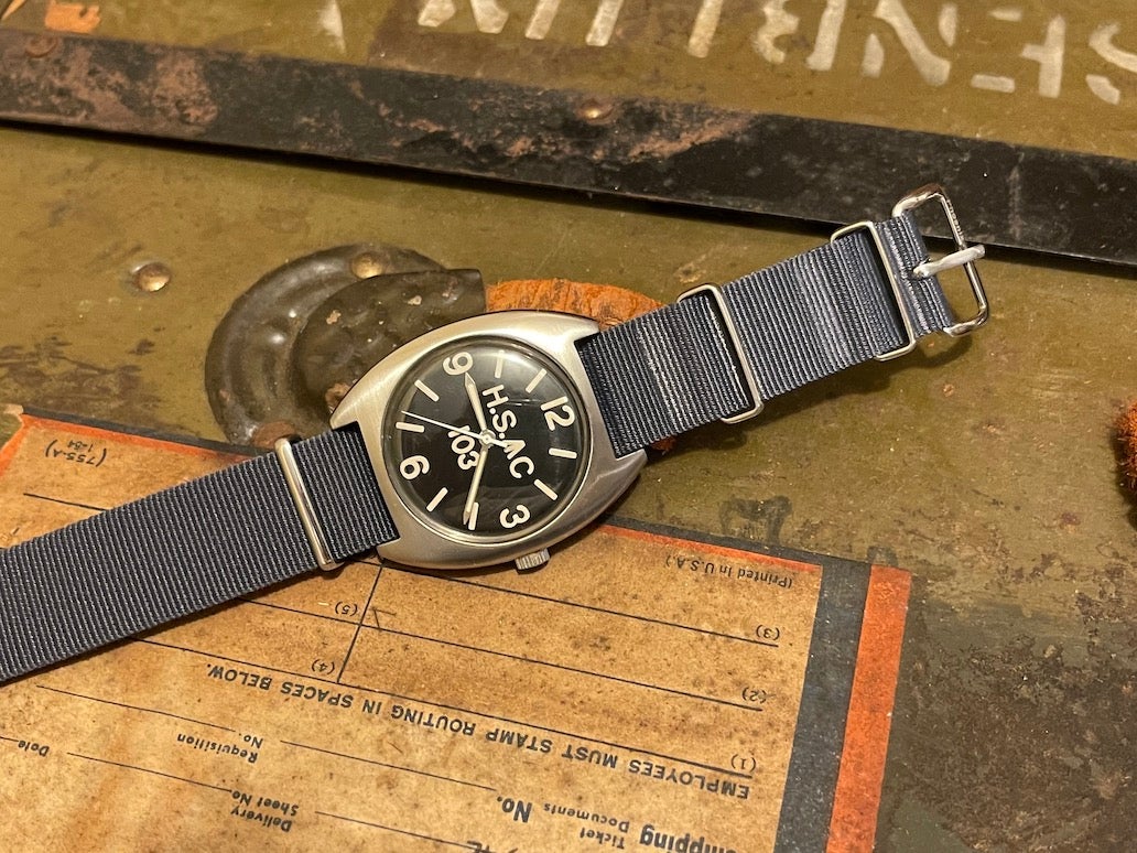 マニア垂涎！アーミーウオッチA-17aを時計専門製作会社が復刻