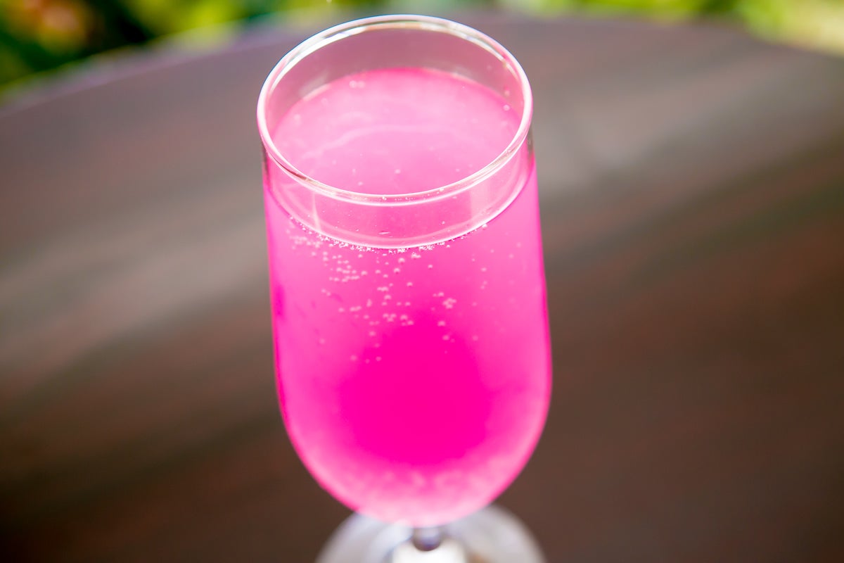 ヒミツは紫芋！「ピンクのスパークリング乾杯酒・華貴婦人」｜マクアケ