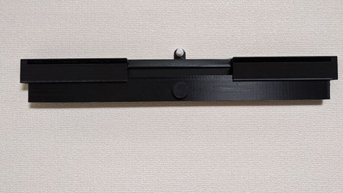 もうカレンダーをちぎらない！」新感覚のカレンダーホルダー｜マクアケ