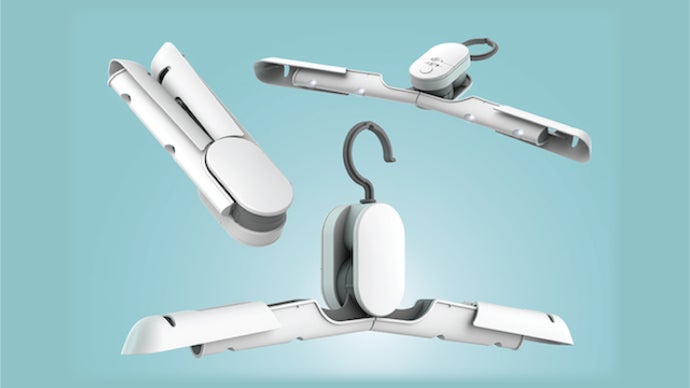 ハンガー革命！！衣類をかけてボタンを押すだけで除菌「スマートUV除菌