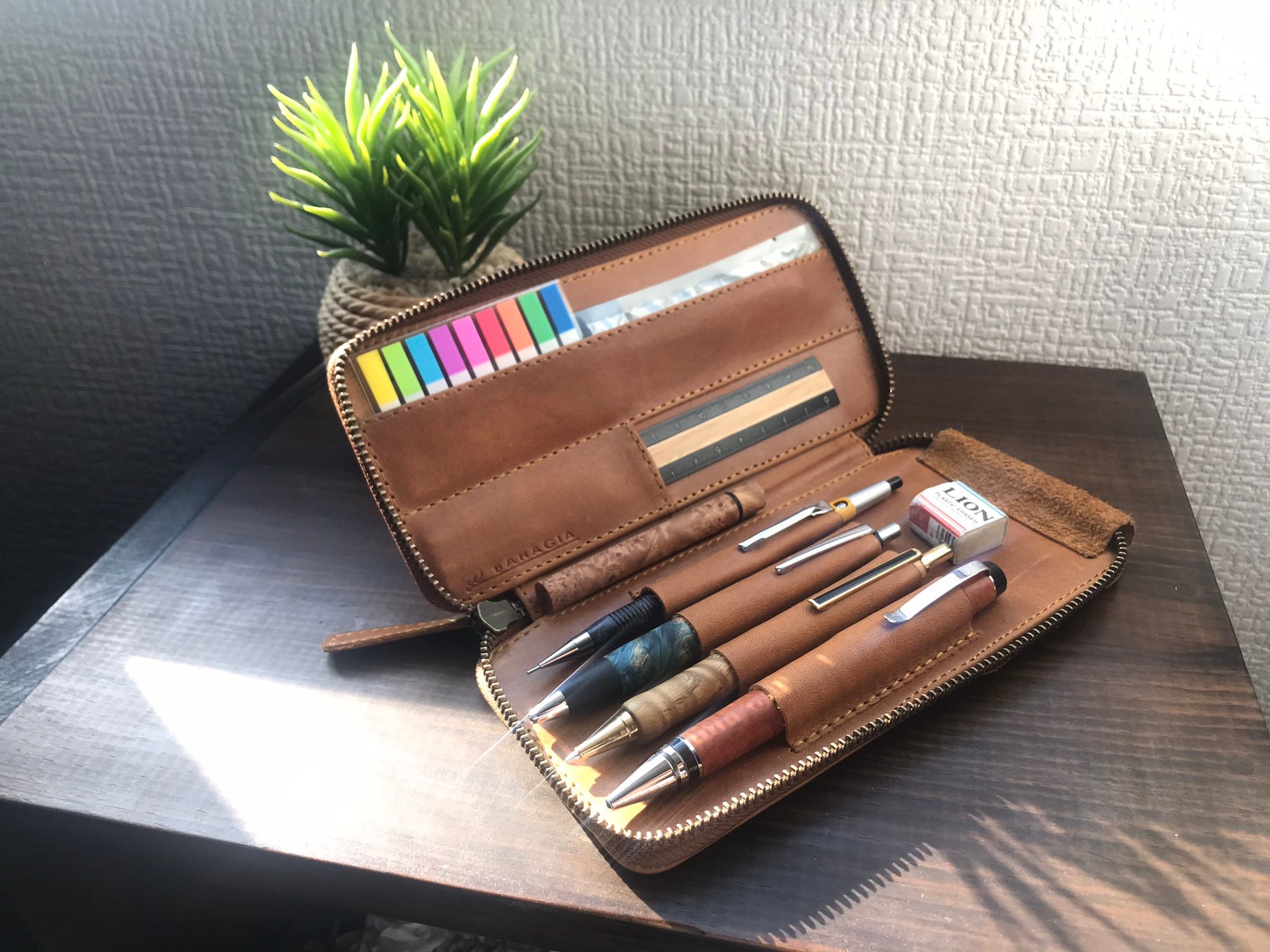 新発想】ロールペンケースと筆箱の融合！大切なペンを守る筆箱