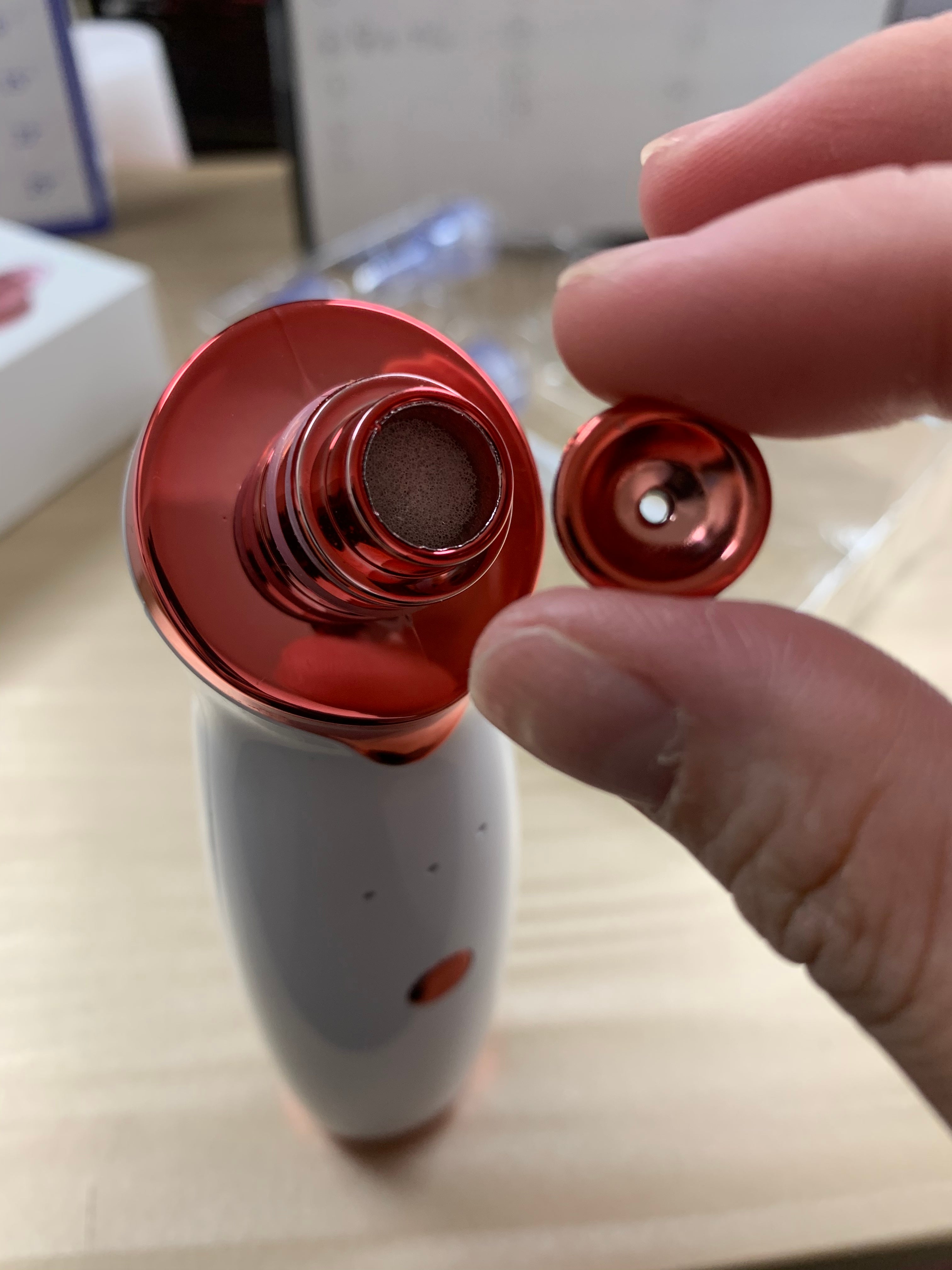 Makuake｜お家でエステサロンのような毛穴ケアができる【ケアナキレイ