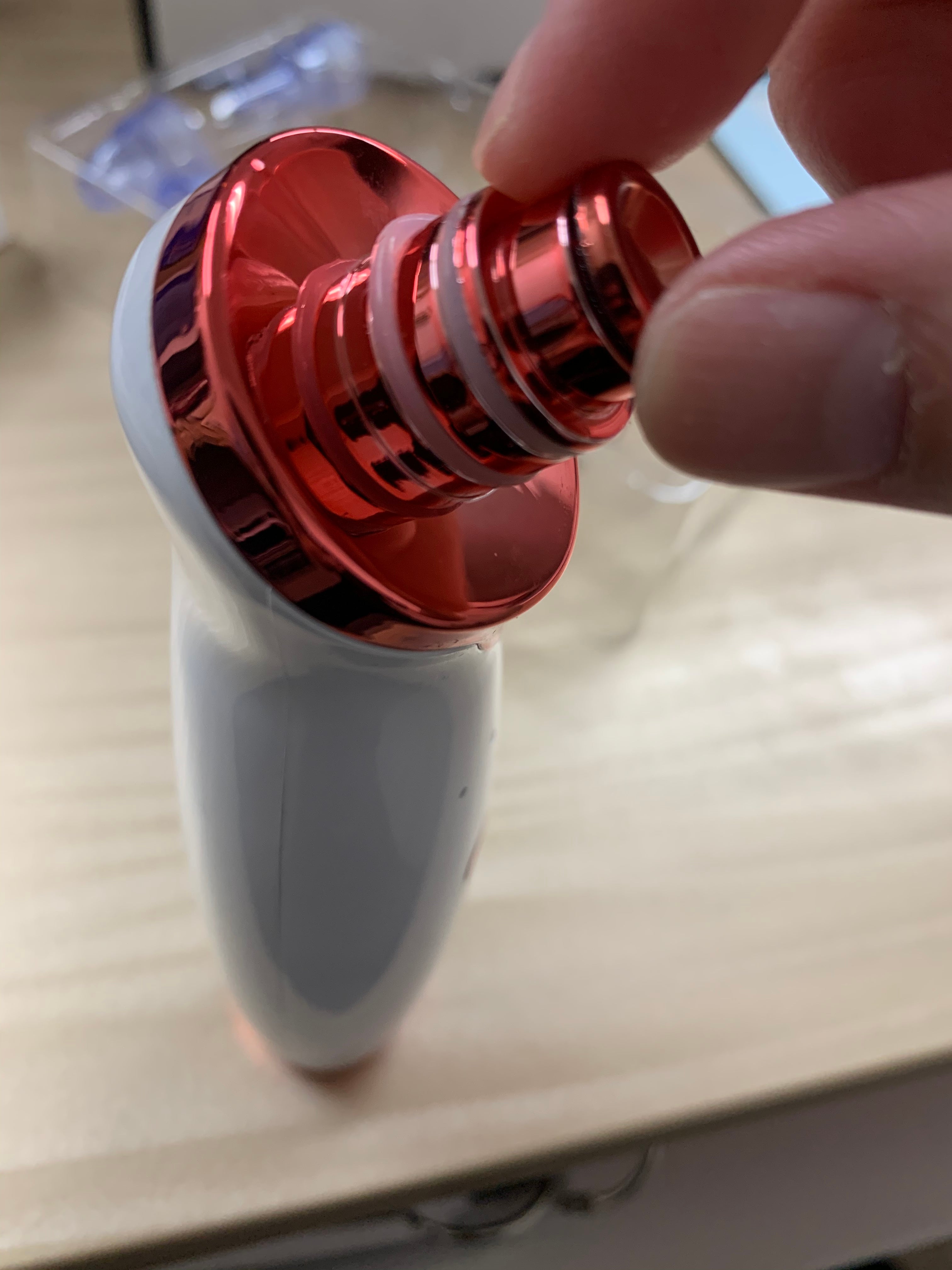 Makuake｜お家でエステサロンのような毛穴ケアができる【ケアナキレイ