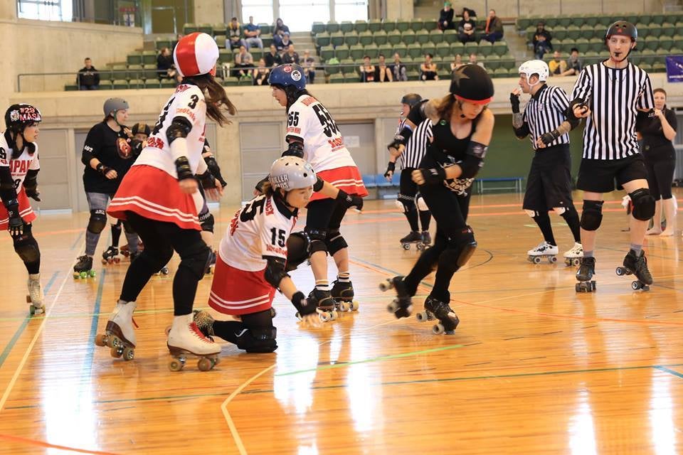 Makuake｜世界選手権に挑戦！ローラーダービー女子日本代表チームと