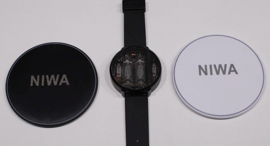 即決 超希少 NIWA ニキシー管 腕時計 USB ワイヤレス充電 NIXIE WATCH Kickstarter キックスターター クラウドファンディング  ◇楽天1位◇10%OFFクーポン腕時計 メンズ パンク