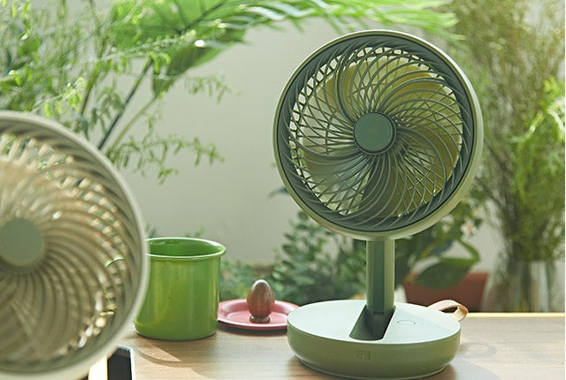 掛け・卓上・コードレス」年中使えるサーキュレーター扇風機