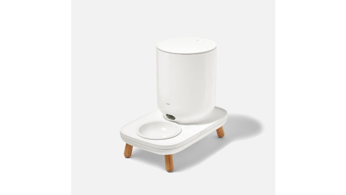 ペットの成長と好みに合わせてカスタマイズ！自動給餌器duit the table