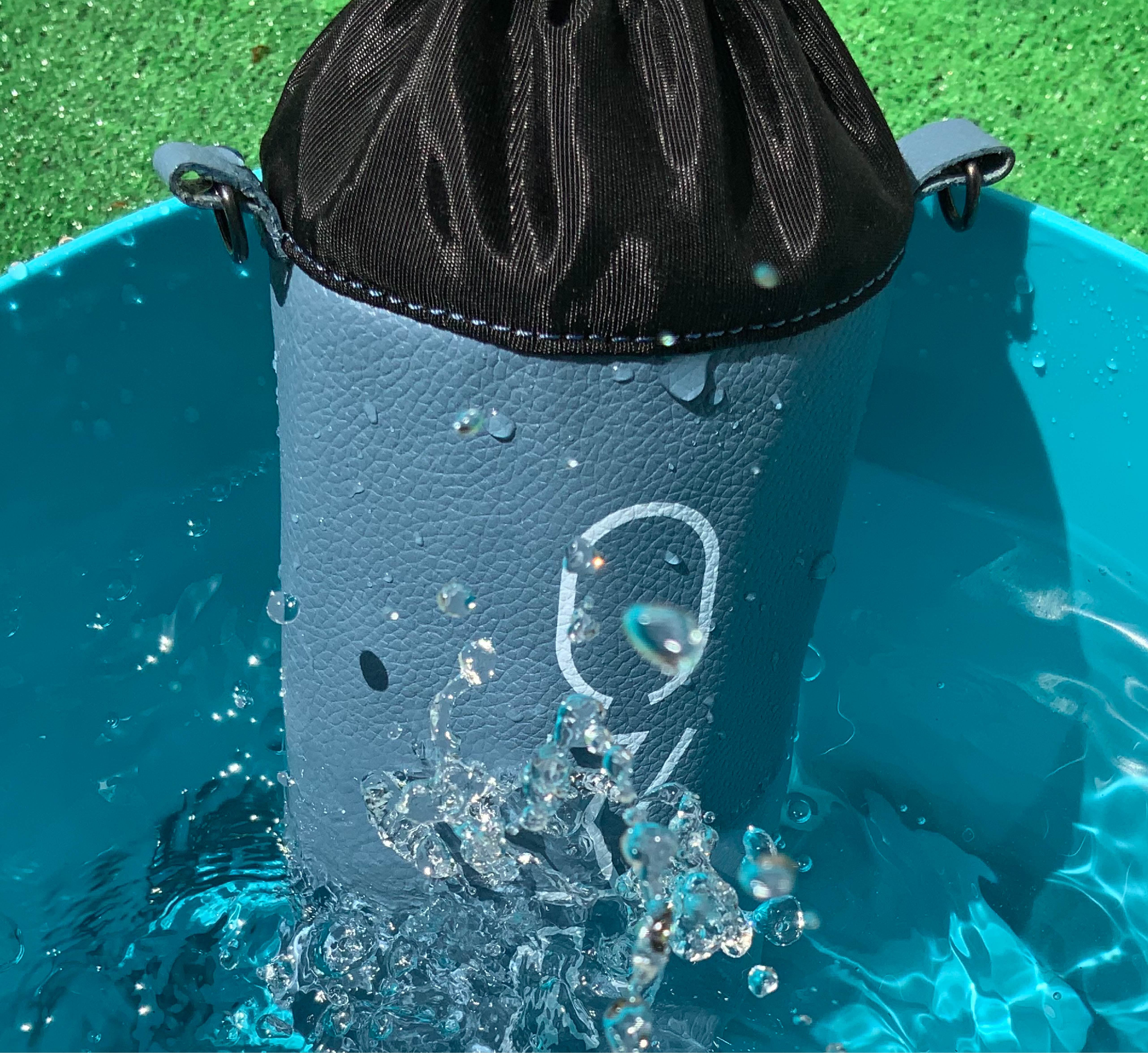 大人だってかっこよくボトルを持ち歩きたい！【本革】【防水】大人の