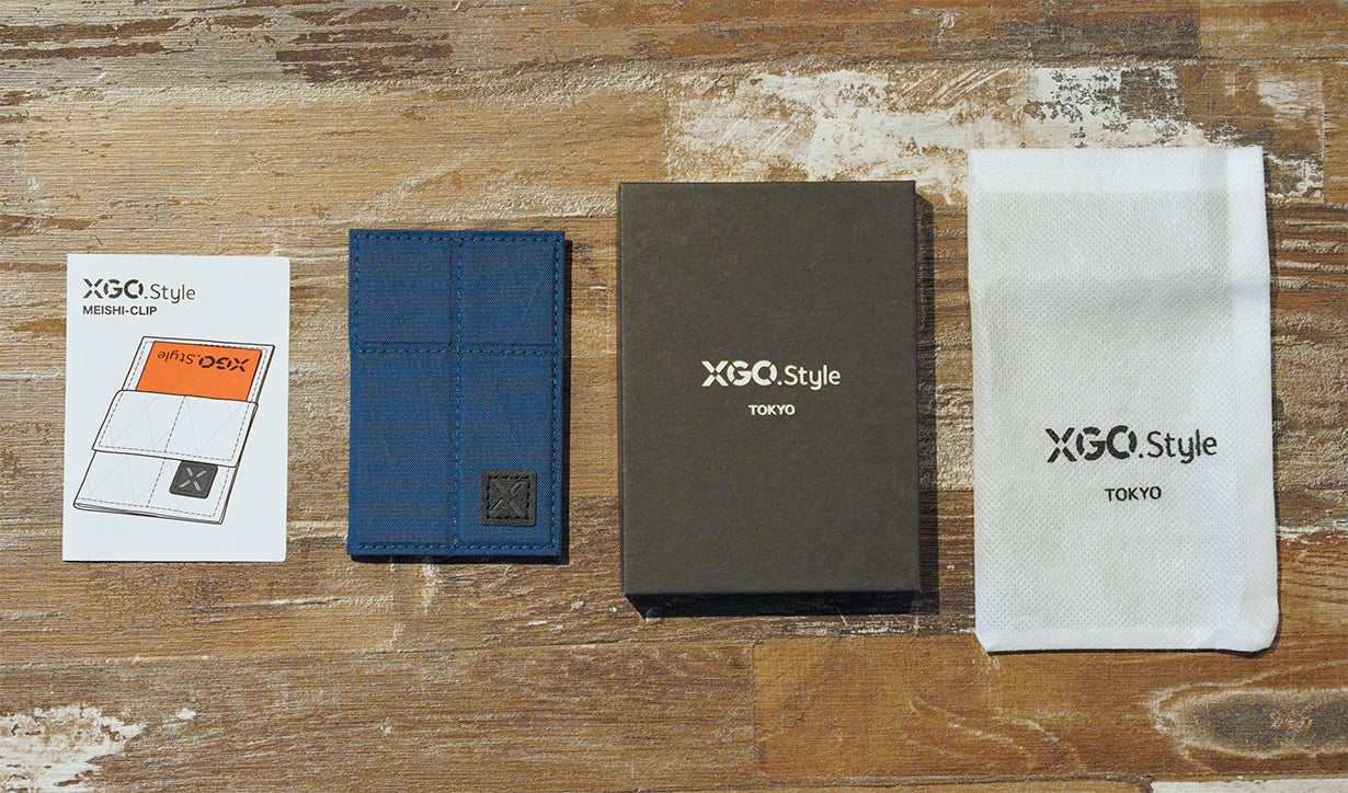 パタパタ動作が気持ち良い！マグネット式名刺入れ＆カードケース