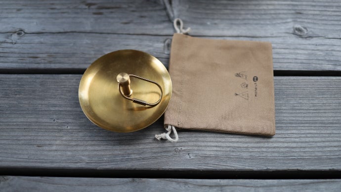 野外やお家で、蚊取り線香立てにもランプシェードにもなる真鍮の