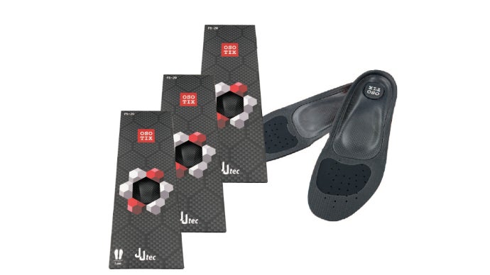 立ち仕事も軽やかに！足への負担にとことんこだわった、超軽量カーボン