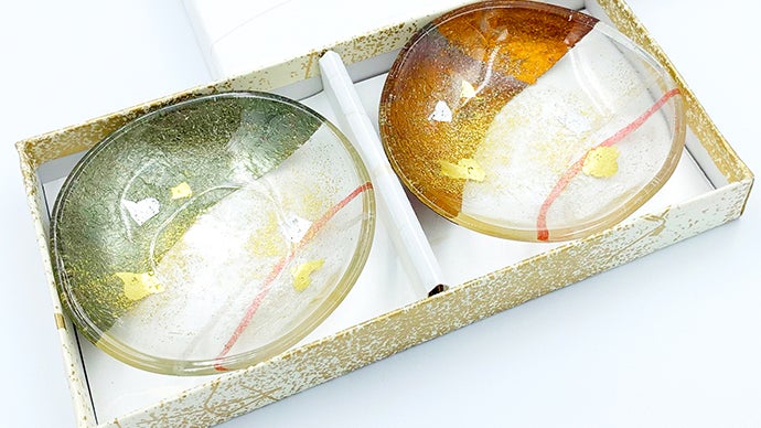 伝統工芸の新たな挑戦 金箔とガラスが織りなす美しいお皿やインテリア