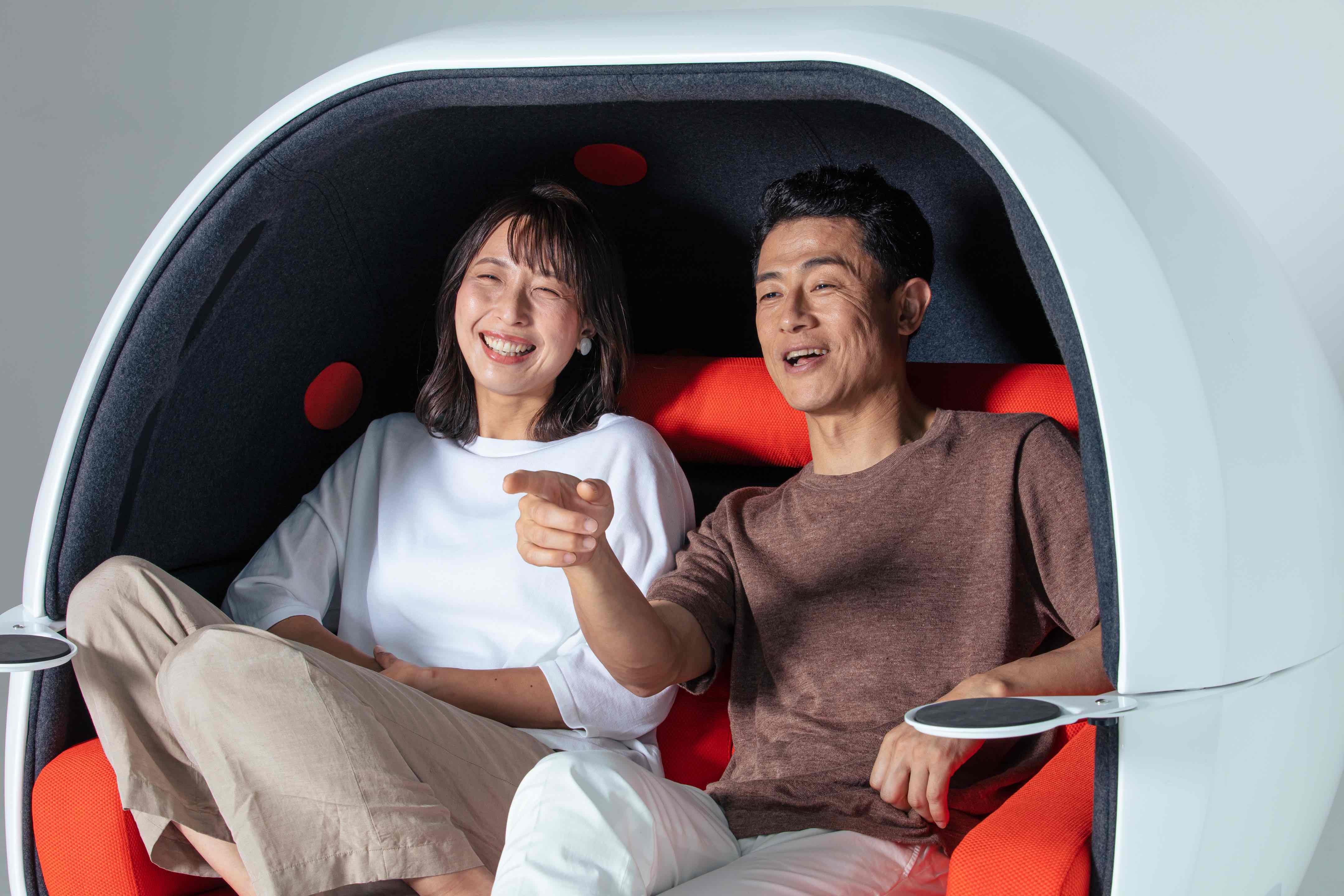 中に入ると音が立体的で映画館そのまま！【11.2chのチェアスピーカー