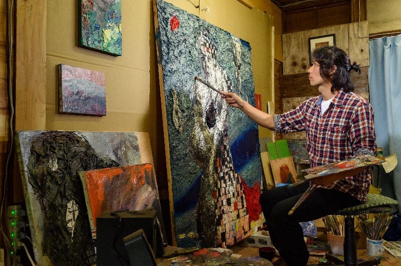 Makuake｜ヌメ革をキャンバスに絵を使う！画家が考案する財布 The one