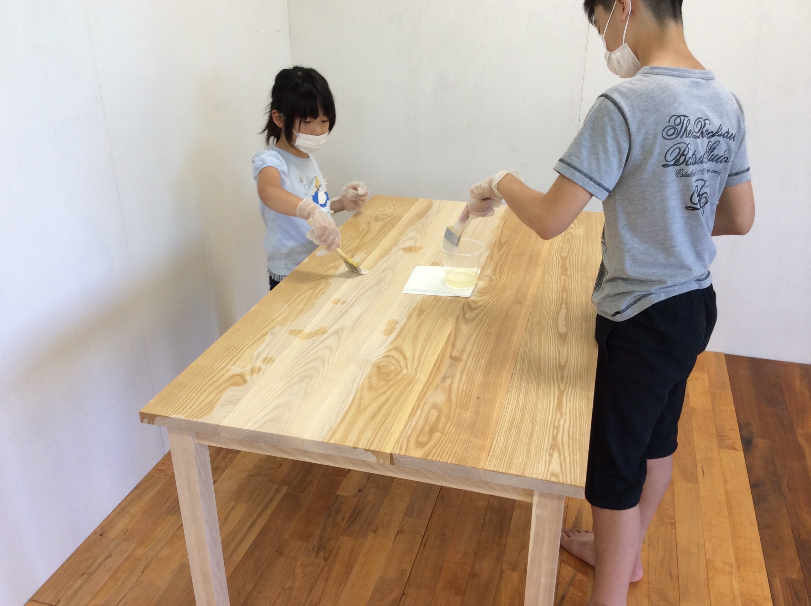 Made of all無垢材】家族と作り育てる、一生モノのダイニングテーブル