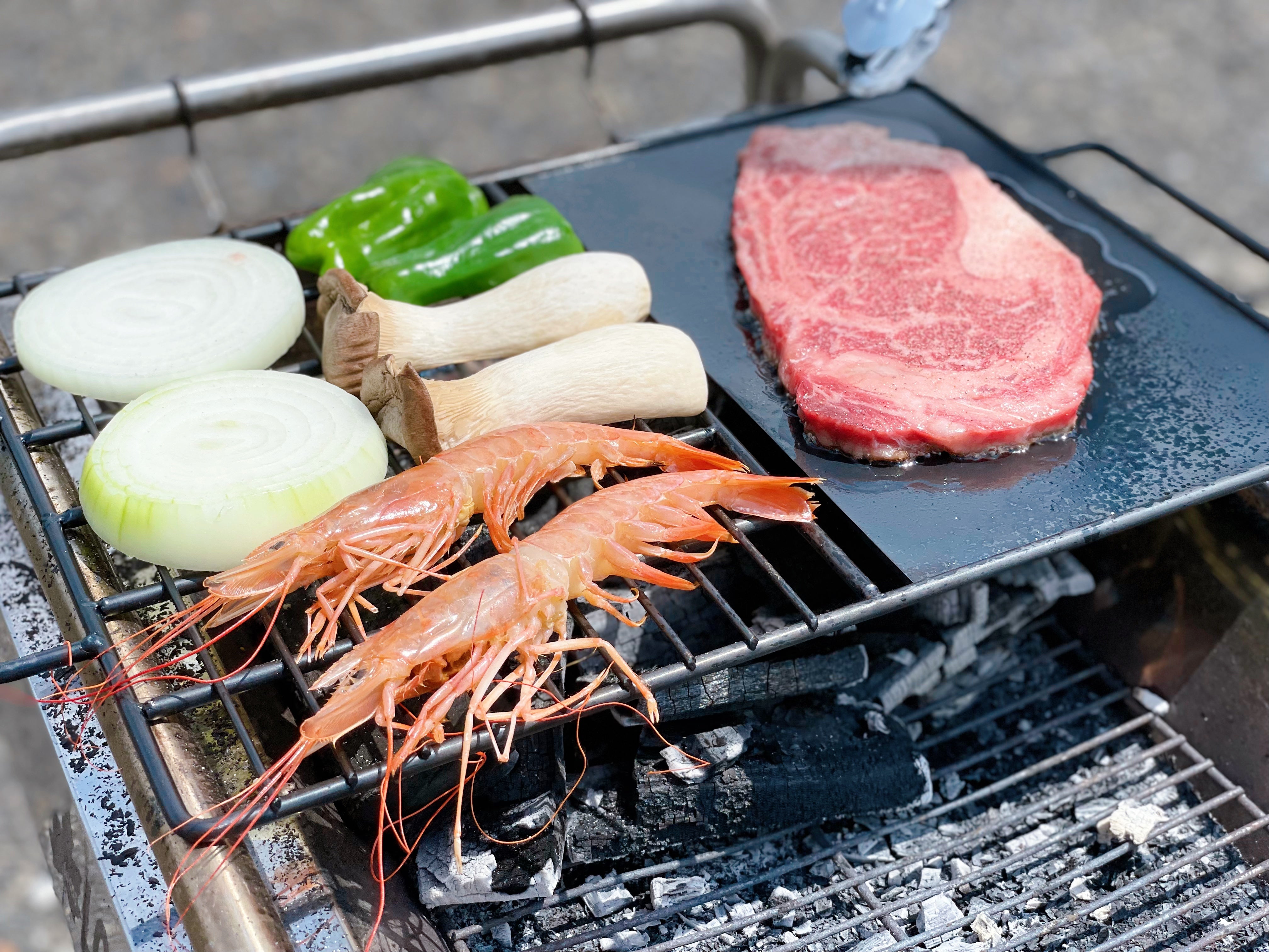 鉄板 x 網】2種類の一体型鉄板網が登場！直火から鉄板焼きまで1