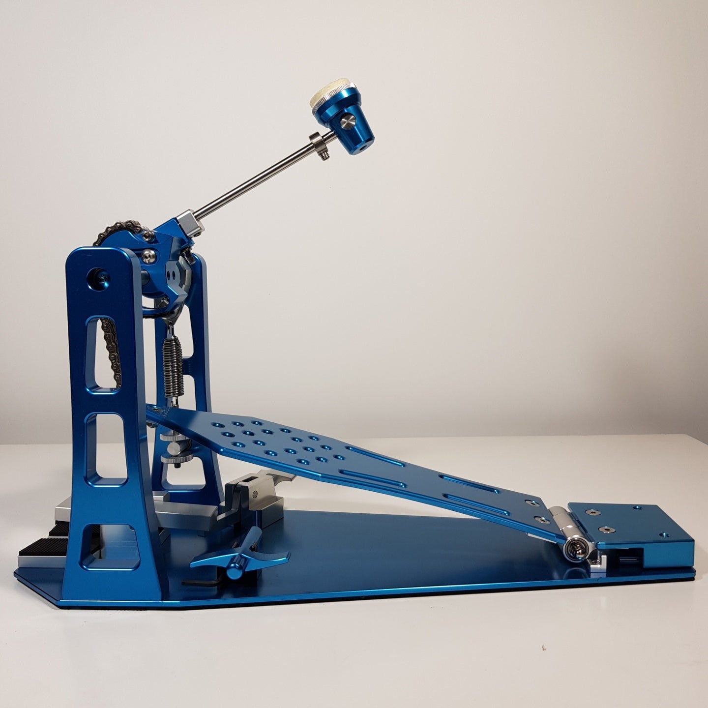 ドラマー必見！曲や好みに合わせて簡単に変えられる。3in1のドラム