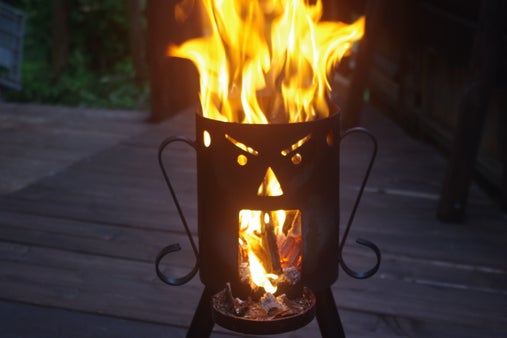 オブジェ焚火台「彦四郎」と薪「枯竹」のセット販売