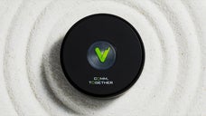 持ち運び可能なコンパクトサイズ　FDA認証済　高性能プラズマ排出式空気清浄器