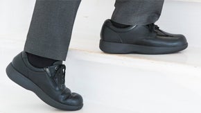 私でも&rdquo;履ける靴&rdquo; 見つけた！ 靴のサイズを簡単にカスタマイズ。