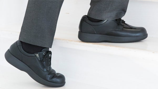 私でも&rdquo;履ける靴&rdquo; 見つけた！ 靴のサイズを簡単にカスタマイズ。