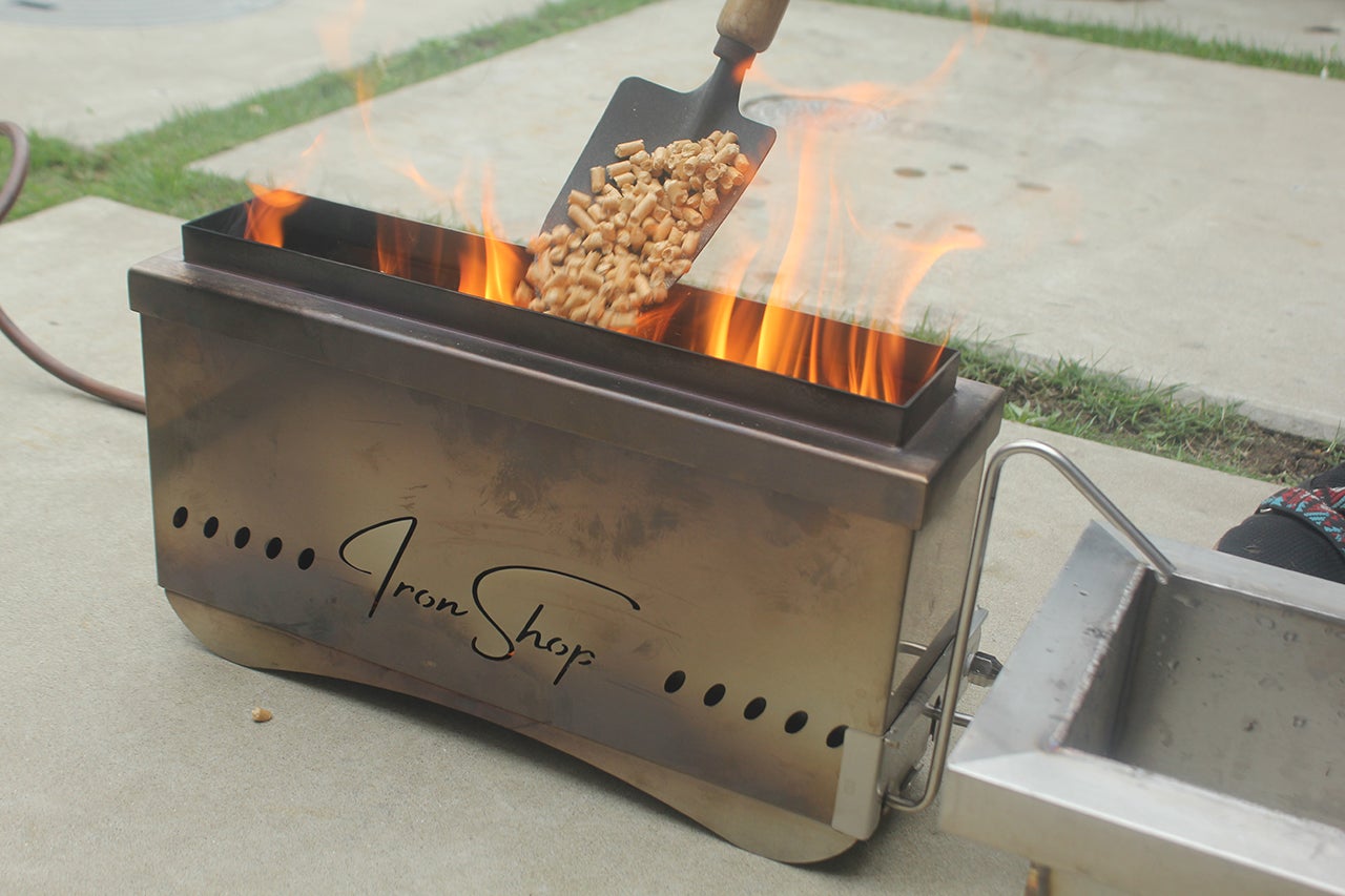 ☆実用新案申請中☆冬場キャンプの新定番！お湯の出る二次燃焼ストーブ