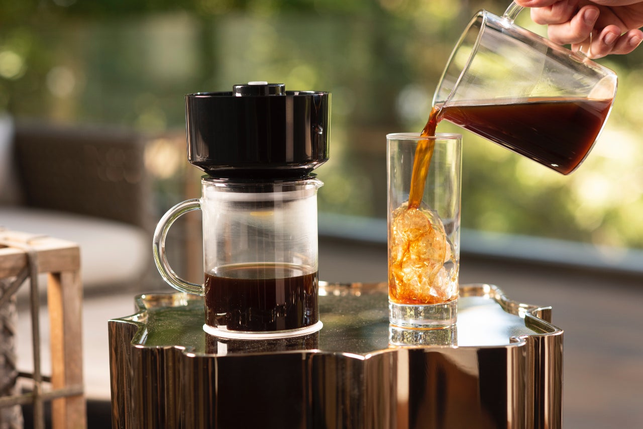 忙しい朝でも！ホットコーヒーが約30秒で簡単プロの味、水出し