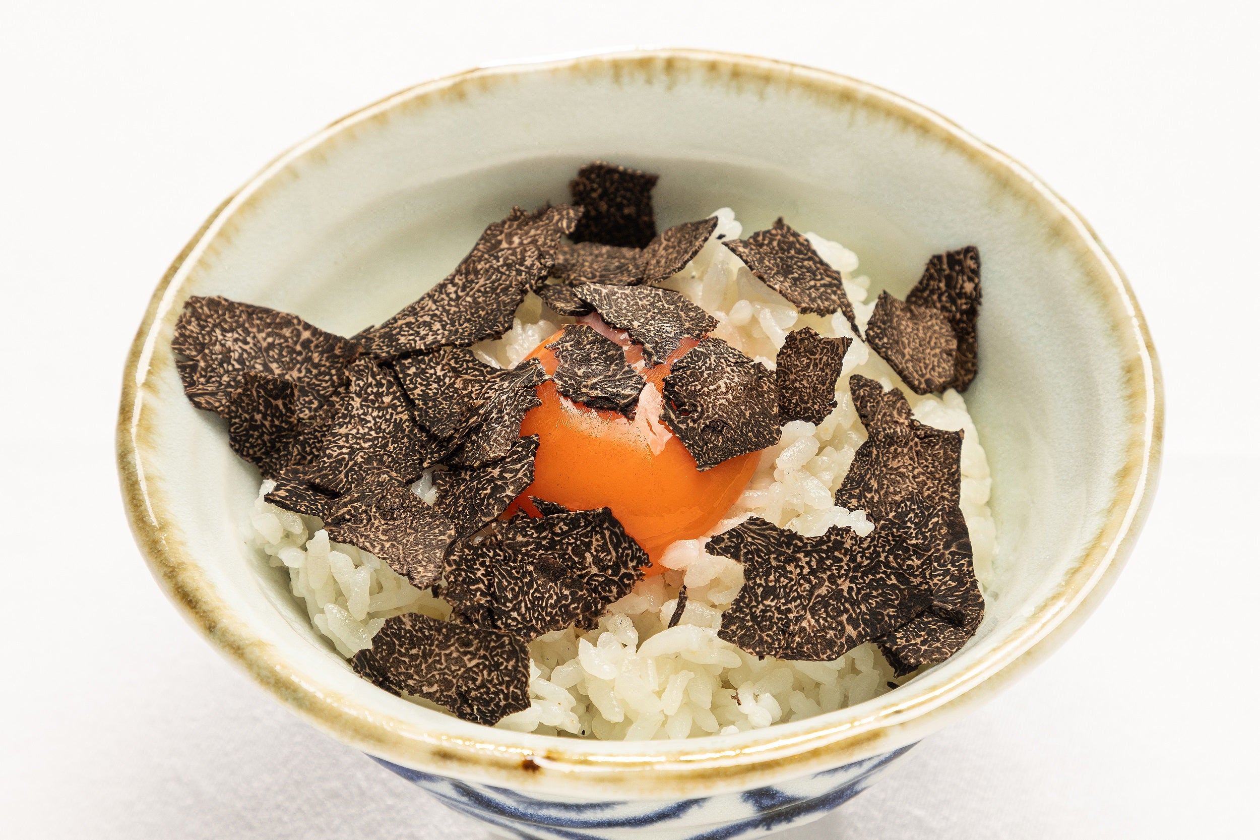 トリュフマイスター・ヴィンチェロ齋藤シェフが認めた最高級の雲南黒