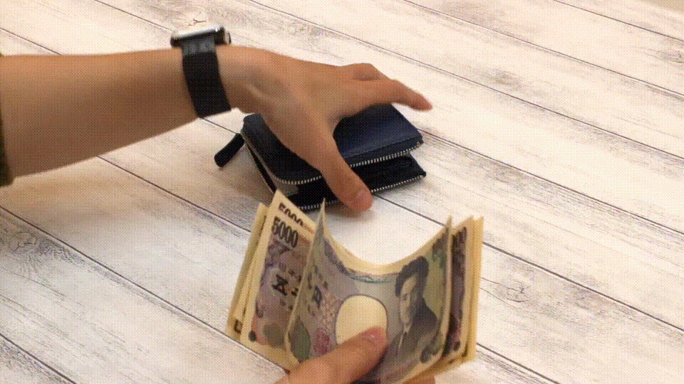 大容量は当たり前！お札と小銭を同時確認、出しやすくてしまい