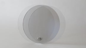 発想法の具体化商品「ゆれる卓上鏡」