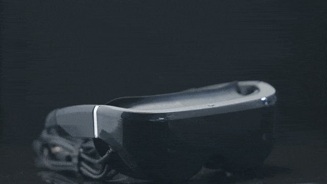 没入感溢れる450インチの仮想画面が目の前に！あなただけの映画