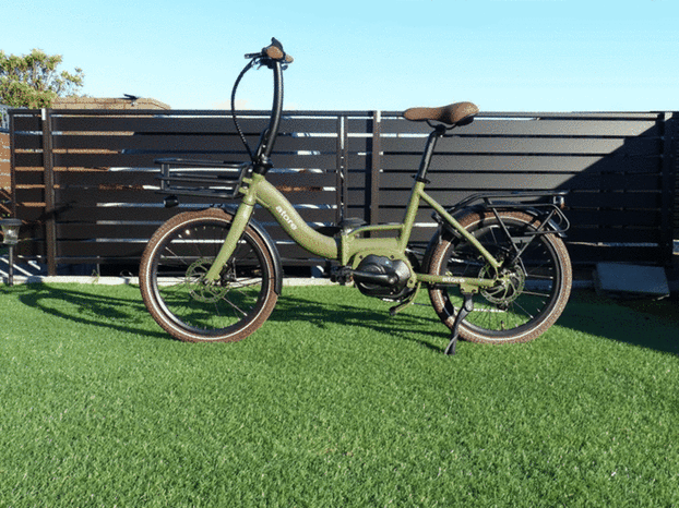 おしゃれで乗りやすく装備の詰まった折りたたみ電動アシスト自転車