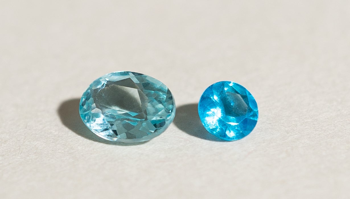 美しいネオンに輝く希少な宝石『ネオンブルーアパタイト』のジュエリー 美しいネオンに輝く希少な宝石『ネオンブルーアパタイト』のジュエリー