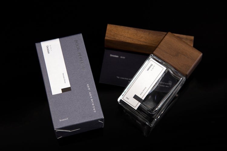 世界名作10選 本と香りの出会いの物語 BOOK PERFUME｜マクアケ