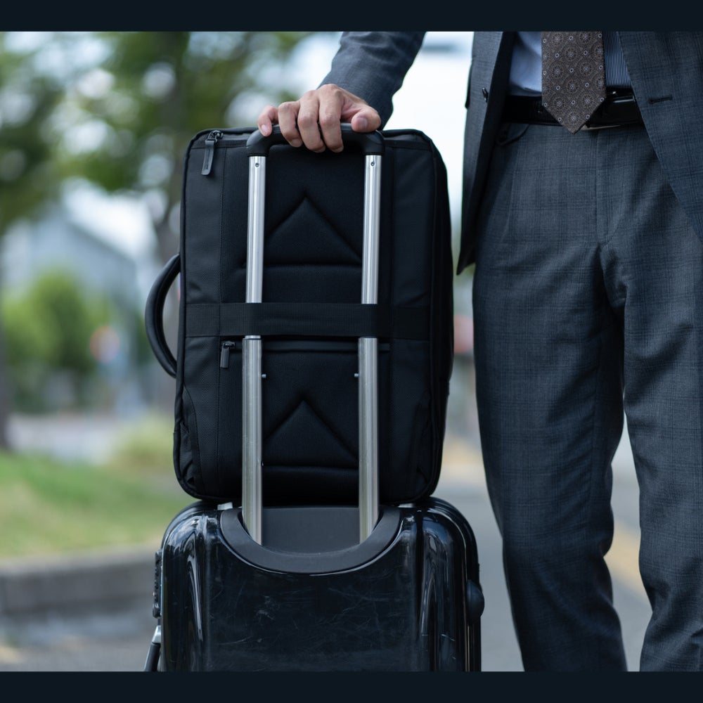 Makuake｜【5秒で瞬時に着脱】移動の質が変わる新発想 ツナグバッグ