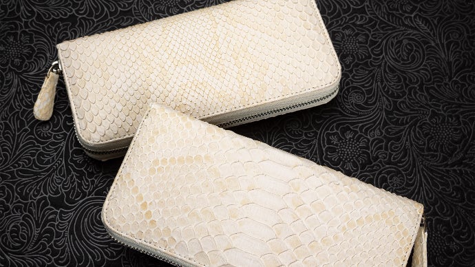 第3段】日本では希少！本格モラレスパイソン長財布。ホワイト柄で日本