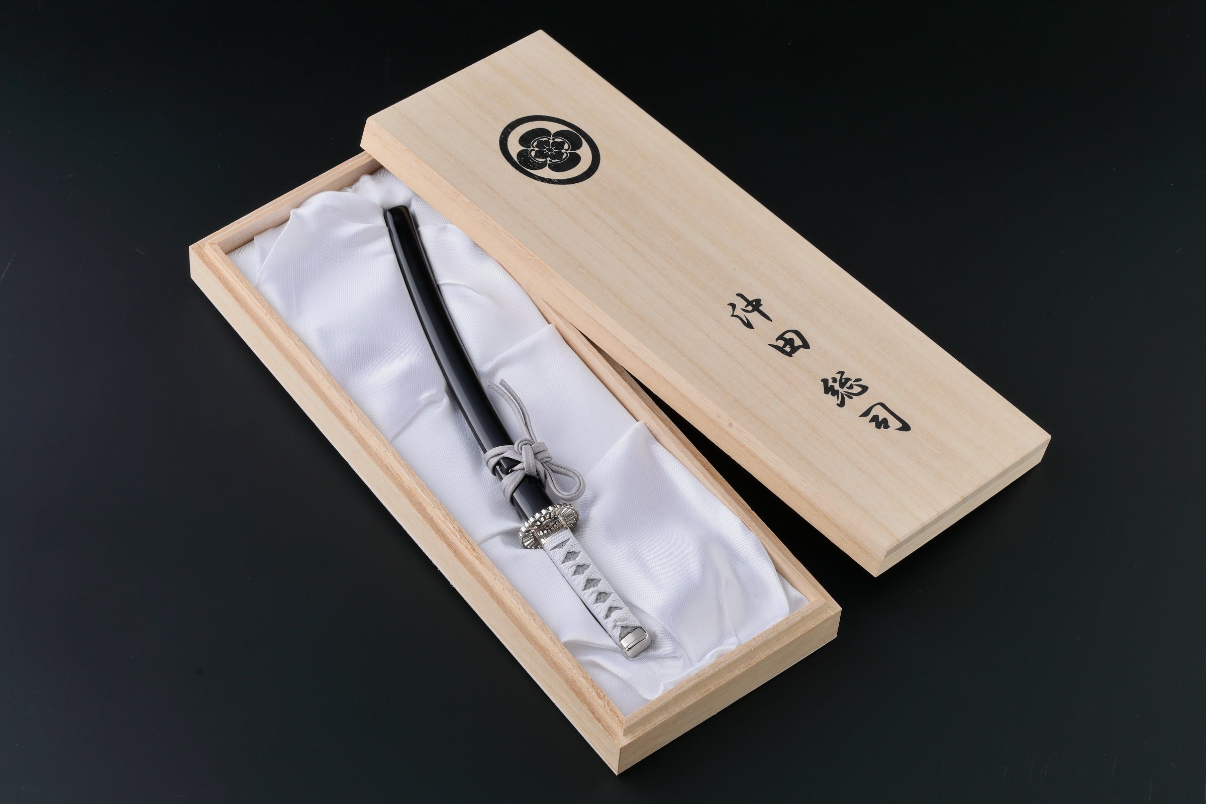 Makuake｜カッコ良過ぎて自慢したくなる！関刃物職人による『名刀