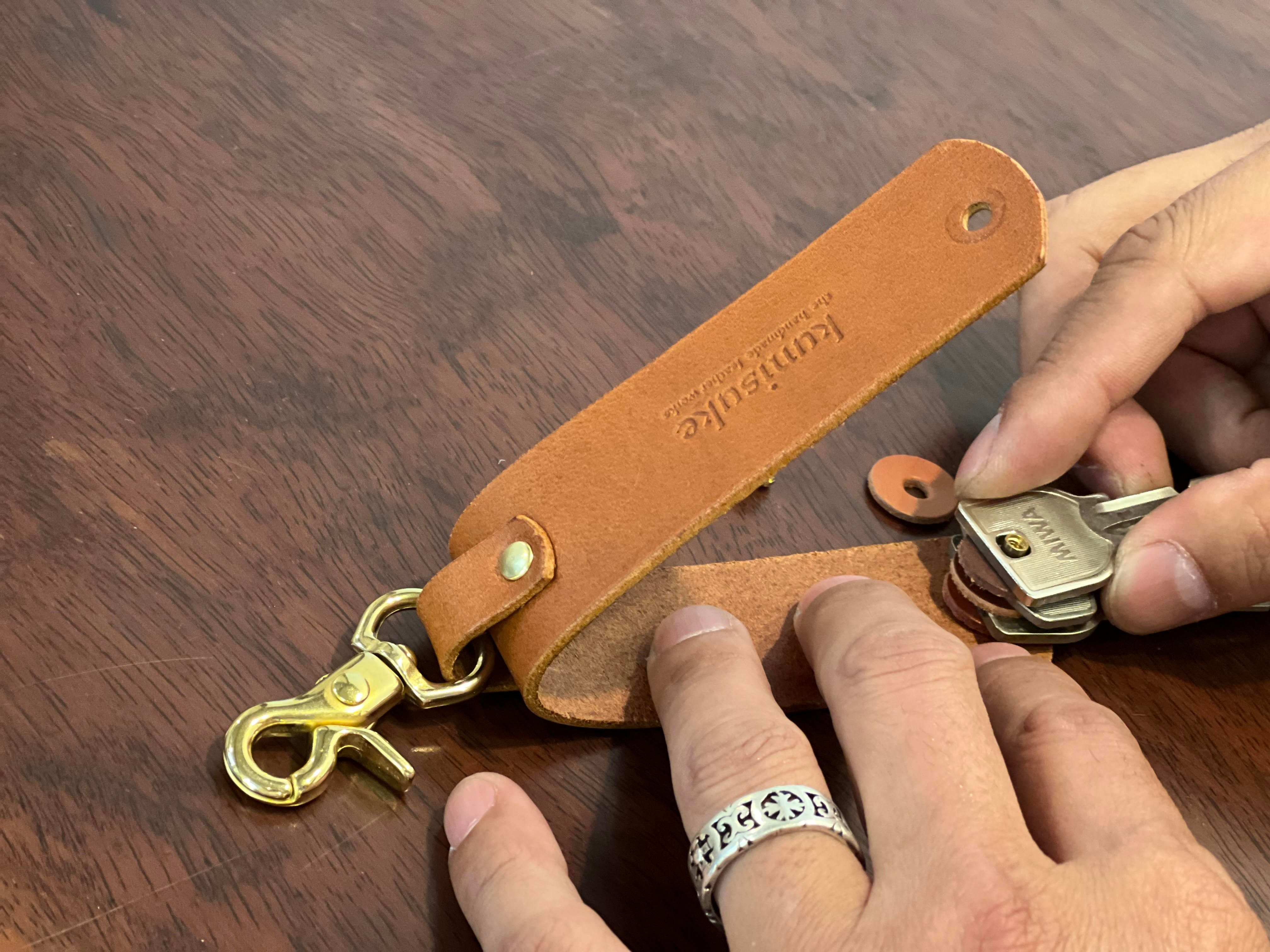 イタリアンレザー キーホルダー バックラッシュなど好きな方おすすめ イタリアンレザー キーホルダー バックラッシュなど好きな方