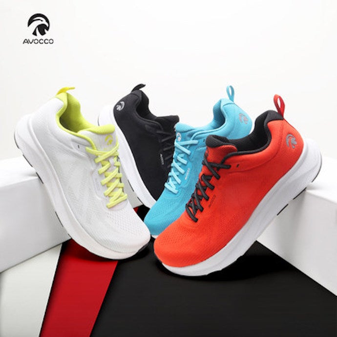 つま先幅広設計＆衝撃吸収ミッドソール、足や膝に負荷がかからない