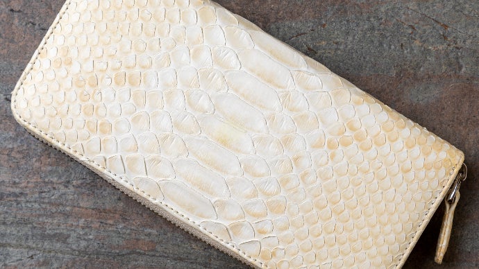 第4弾】白牛革！本格ダイヤモンドパイソン長財布。ホワイト柄で初登場