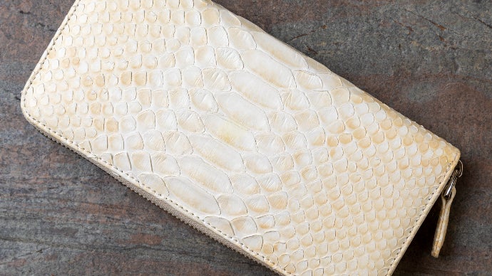 第4弾】白牛革！本格ダイヤモンドパイソン長財布。ホワイト柄で初登場
