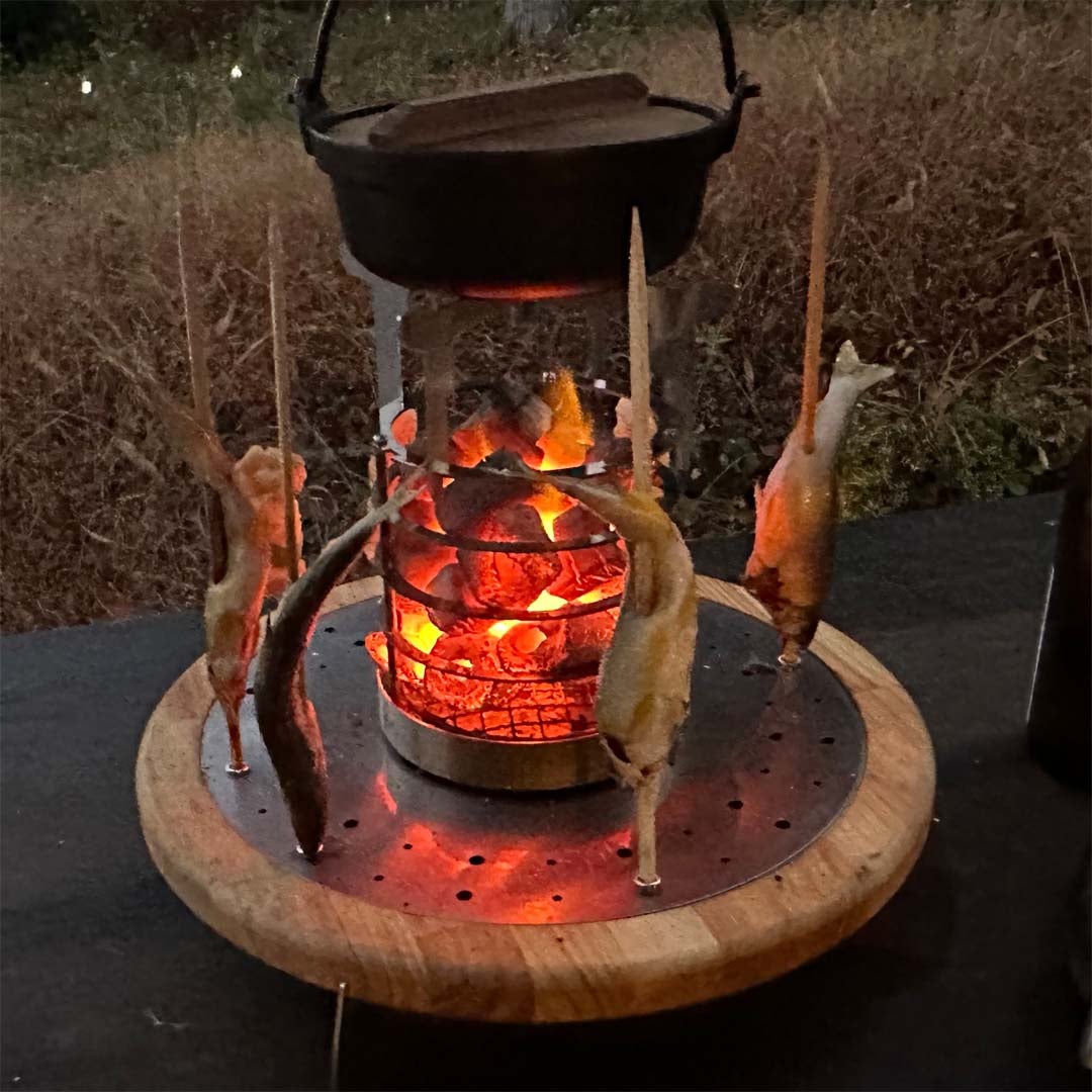 炉裏テーブル 暖房 調理可 串焼 BBQ OK 火鉢 7つの機能！レシピ無限大！多機能すぎるアウトドア調理ツール