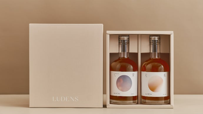 日本酒×お茶、華やかな味わいを低アルコールで楽しむ “SAKE TEA” 誕生