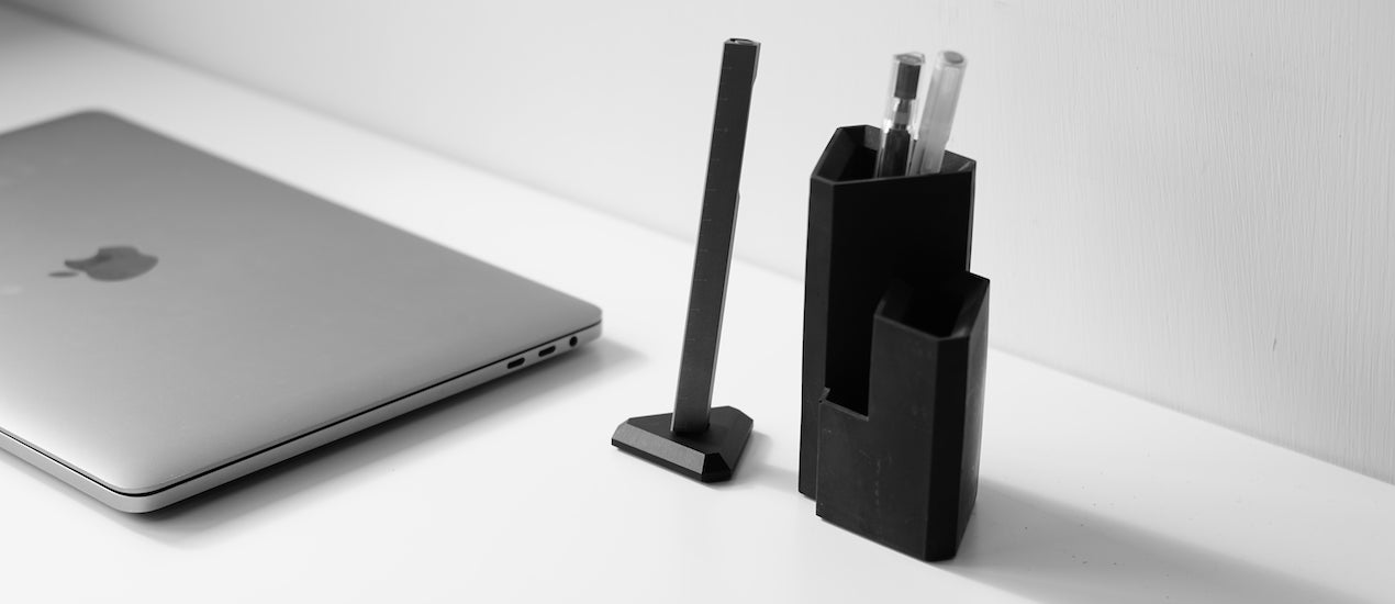 Makuake｜マグネット構造によるギミックが楽しい、フルメタル多機能