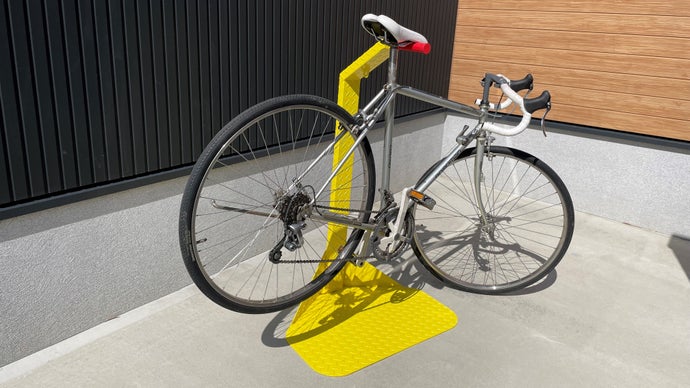 日本の技術屋と職人がつくる「ハンドメイドな自転車スタンド」日常メンテも可能！