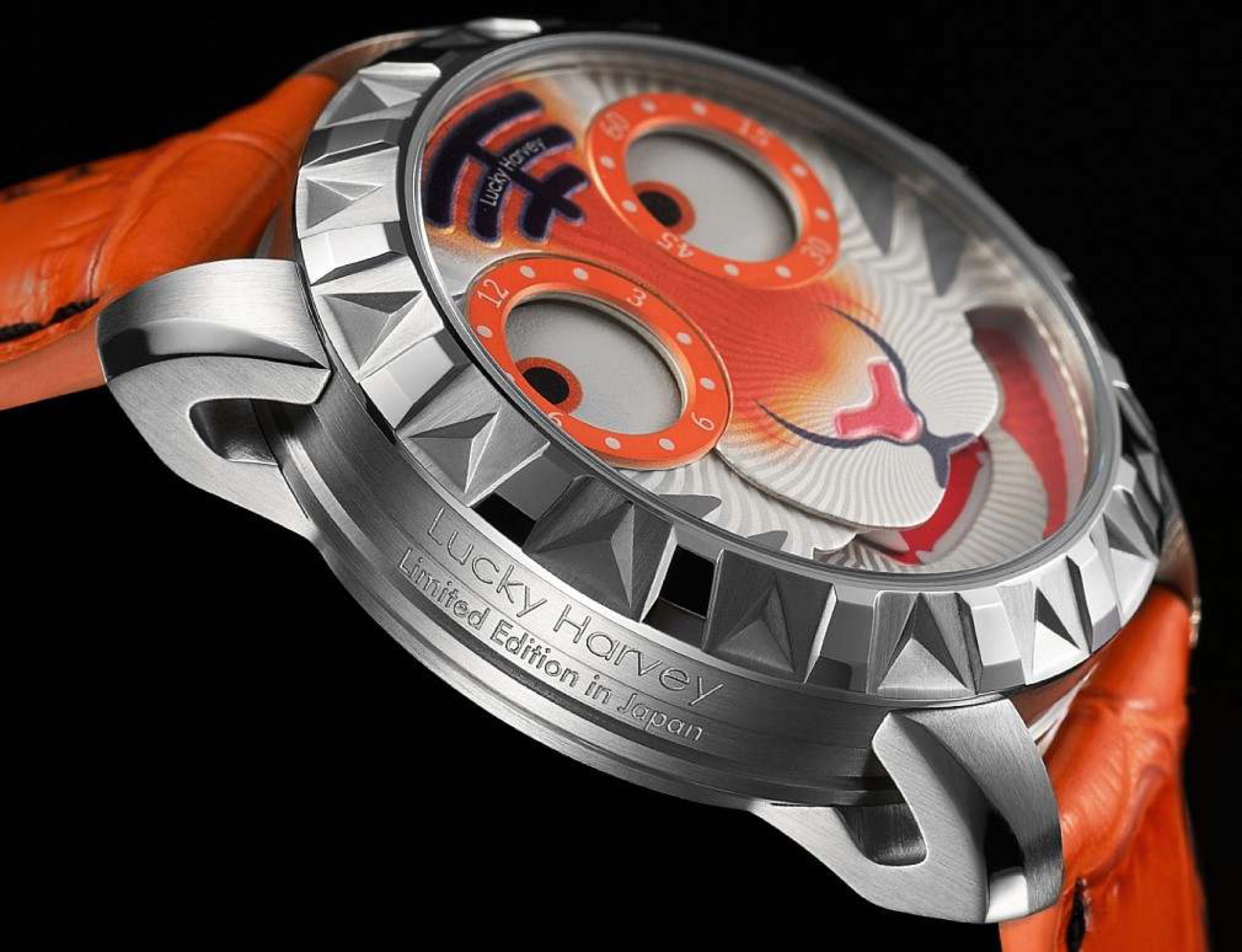 LuckyHarvey】左右の目が針！？ ユニークだけど本格自動巻機械式腕時計